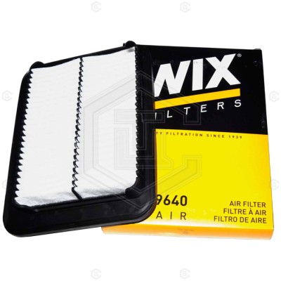 Фільтр повітряний HYUNDAI i10 1.1i, 1.2i 1/08- (в-во WIX Filters)