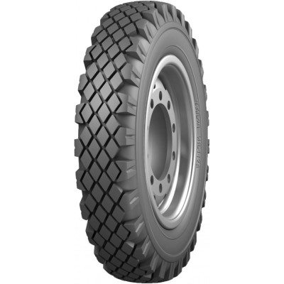 Шини для вантажівок, тракторів та спецтехніки: міцність та надійність